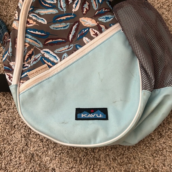 KAVU Paxton Pack Rope Sling Crossbody Bag Fine Feathers Blue Travel Outdoor Zip - Picture 4 of 13